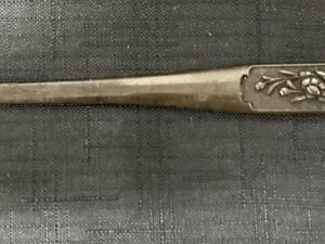 Kokinko Kogai with shell motif. Hozon Certificate